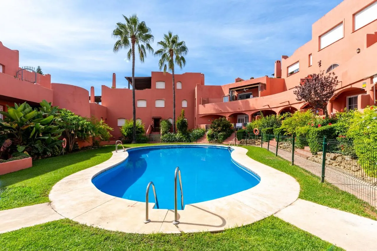 Alvarito Playa Marbella 0*,